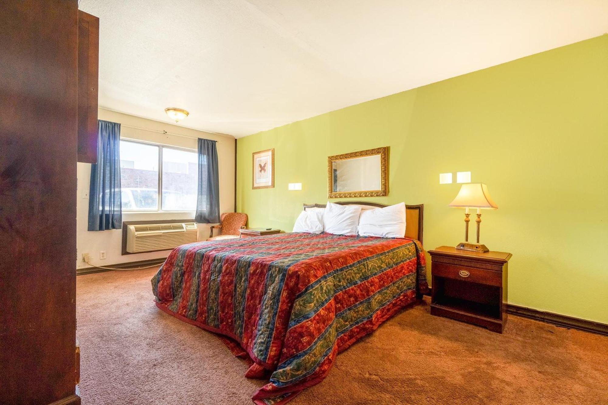 Castle Inn & Suites By Oyo Chickasha Exteriér fotografie