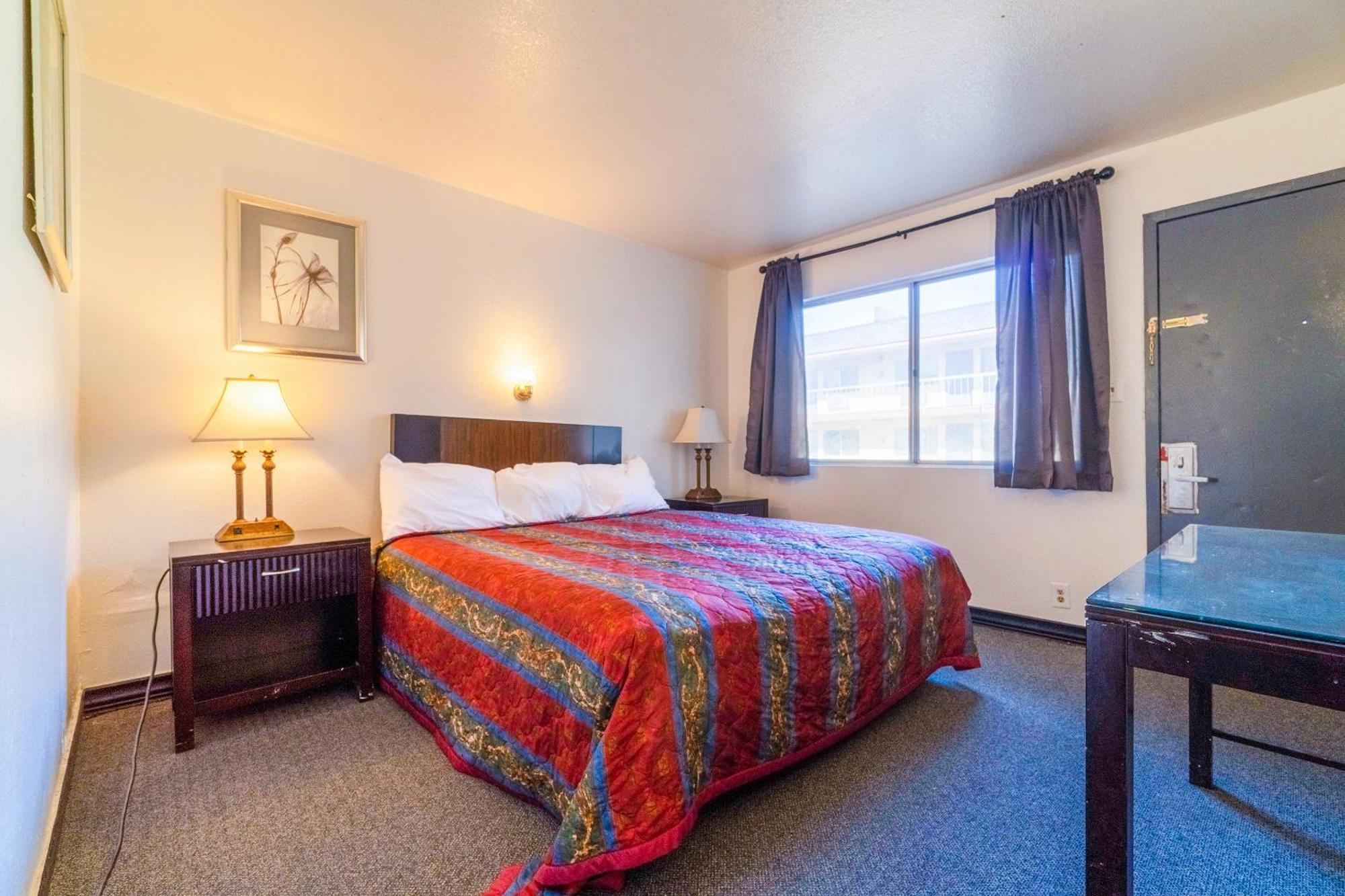 Castle Inn & Suites By Oyo Chickasha Exteriér fotografie