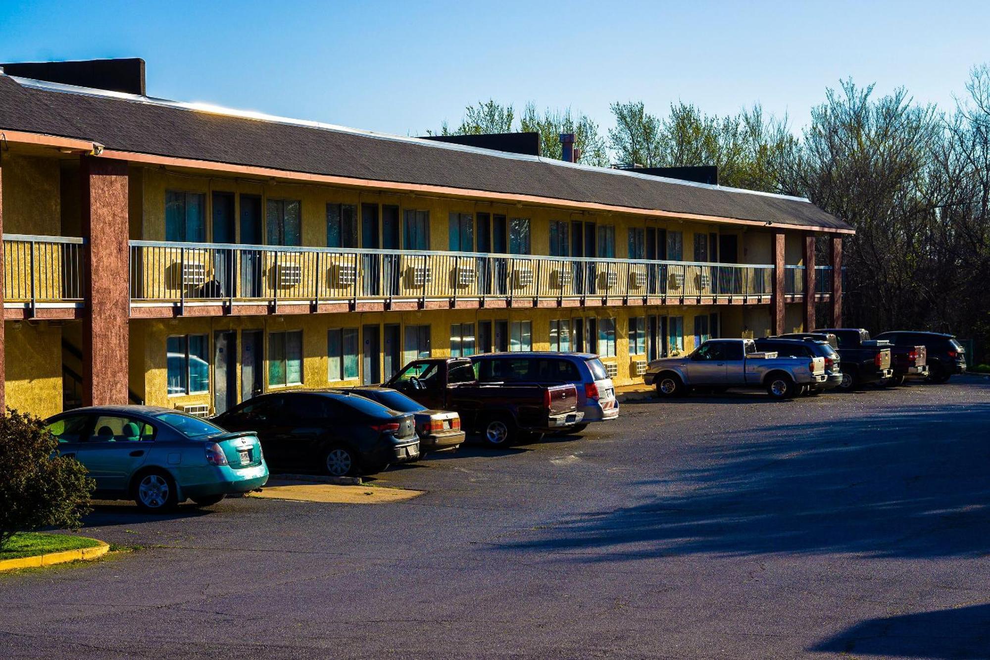 Castle Inn & Suites By Oyo Chickasha Exteriér fotografie