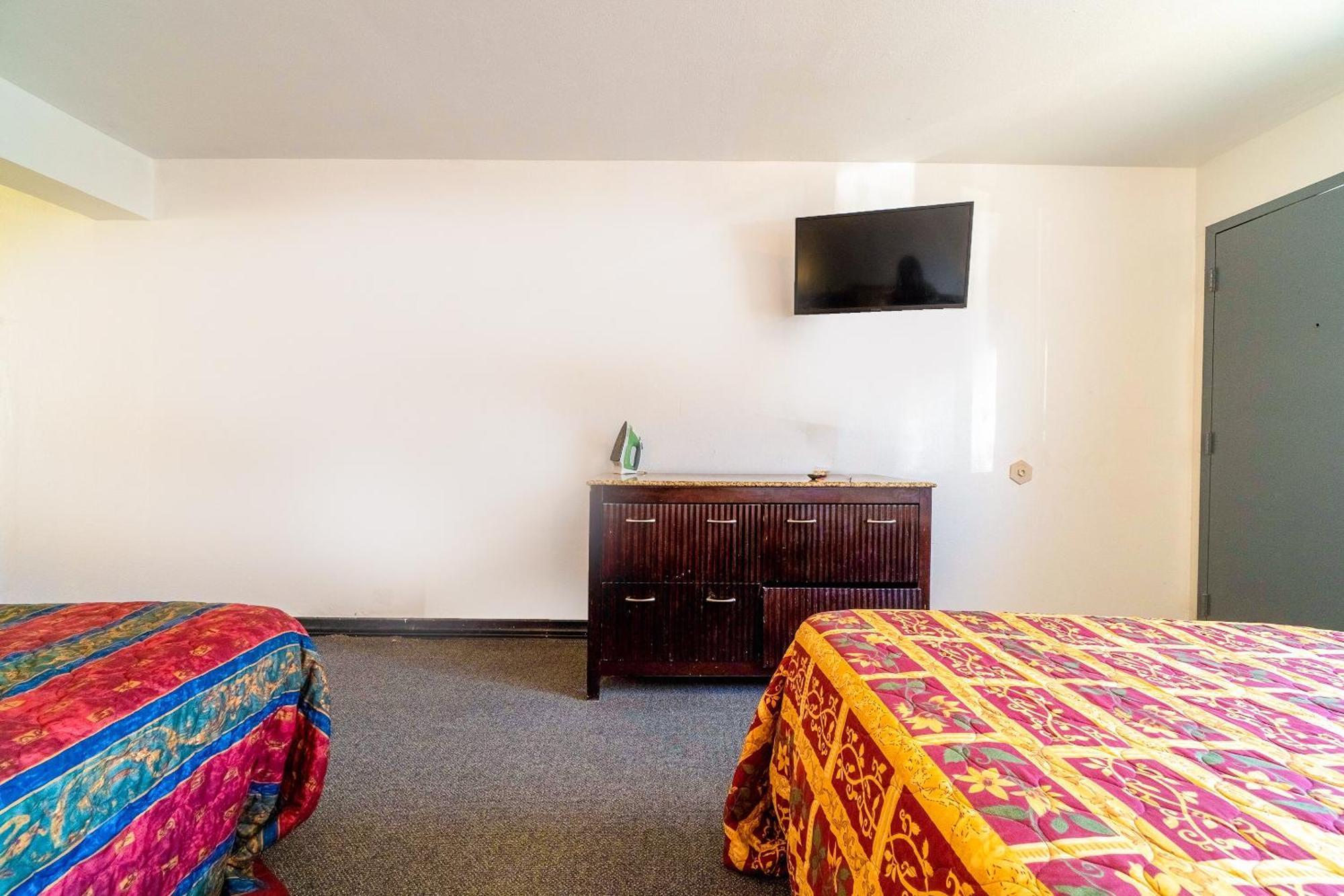Castle Inn & Suites By Oyo Chickasha Exteriér fotografie