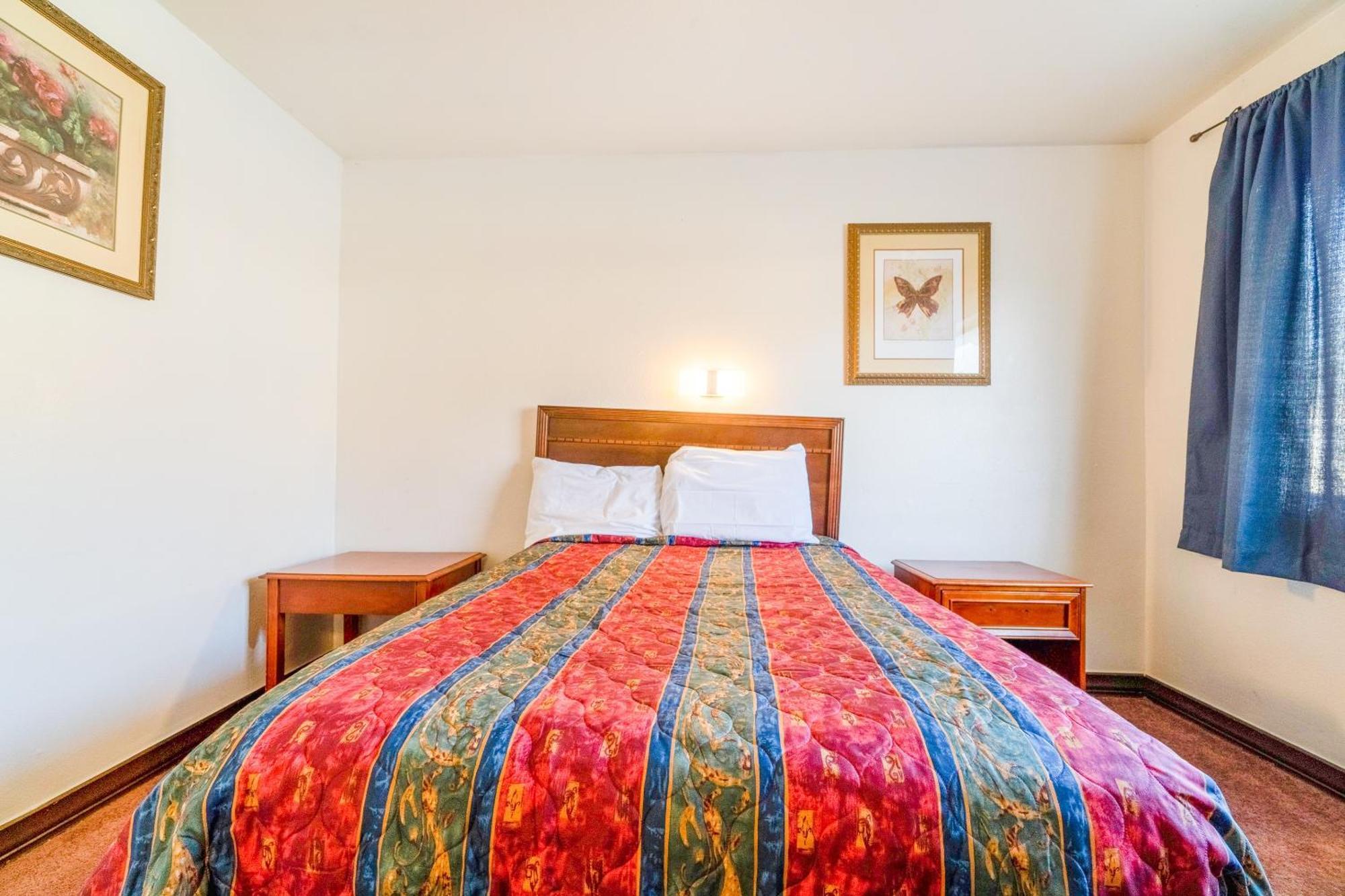 Castle Inn & Suites By Oyo Chickasha Exteriér fotografie