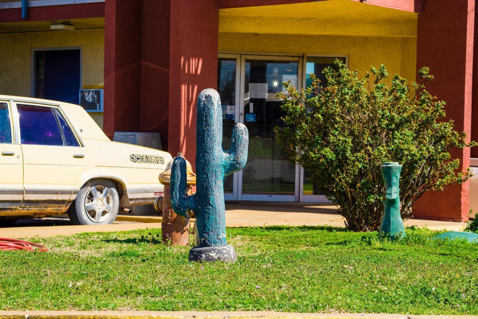 Castle Inn & Suites By Oyo Chickasha Exteriér fotografie