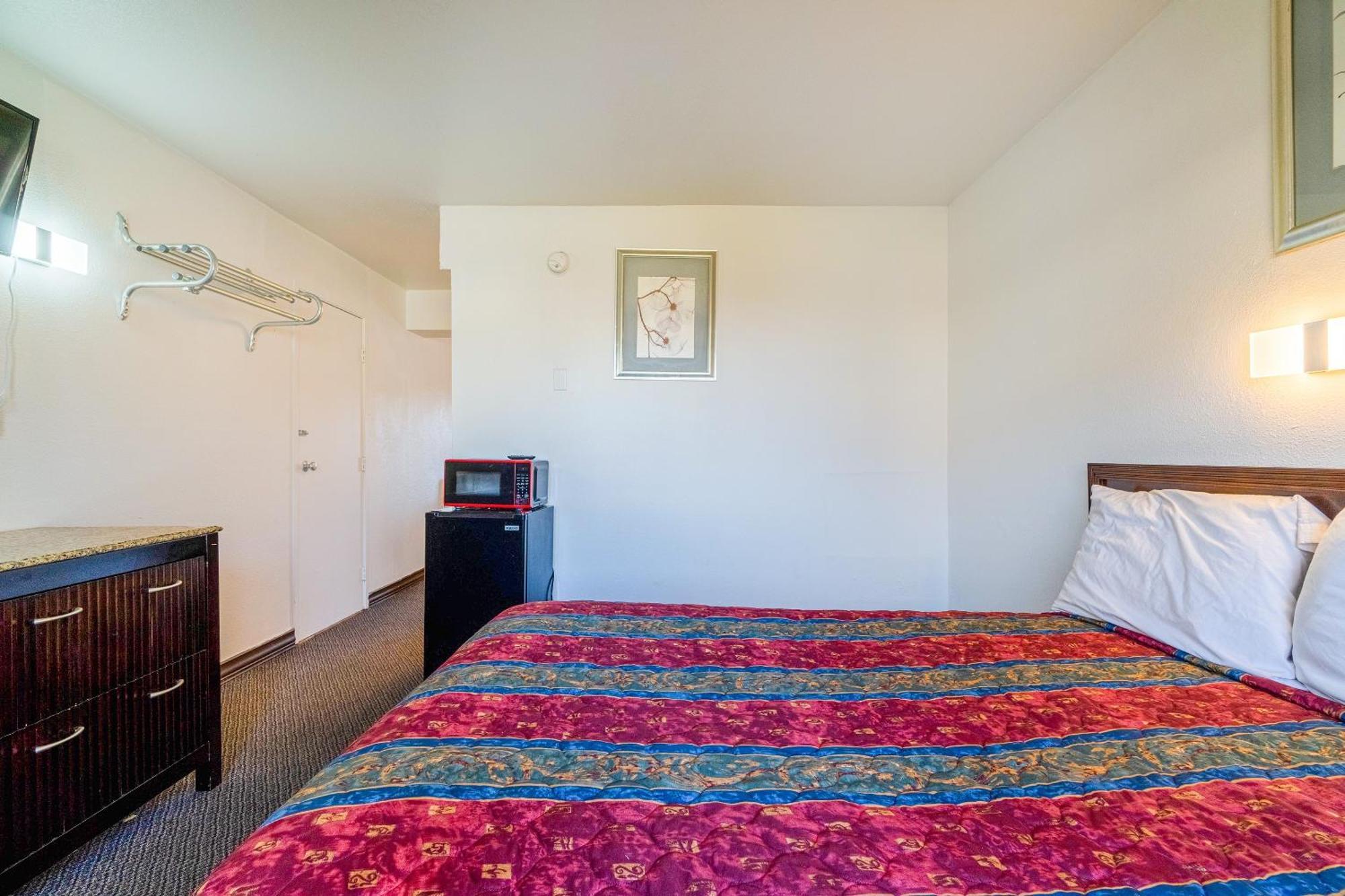 Castle Inn & Suites By Oyo Chickasha Exteriér fotografie
